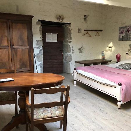 Bed and Breakfast L'Apogee Labeaume Exterior foto