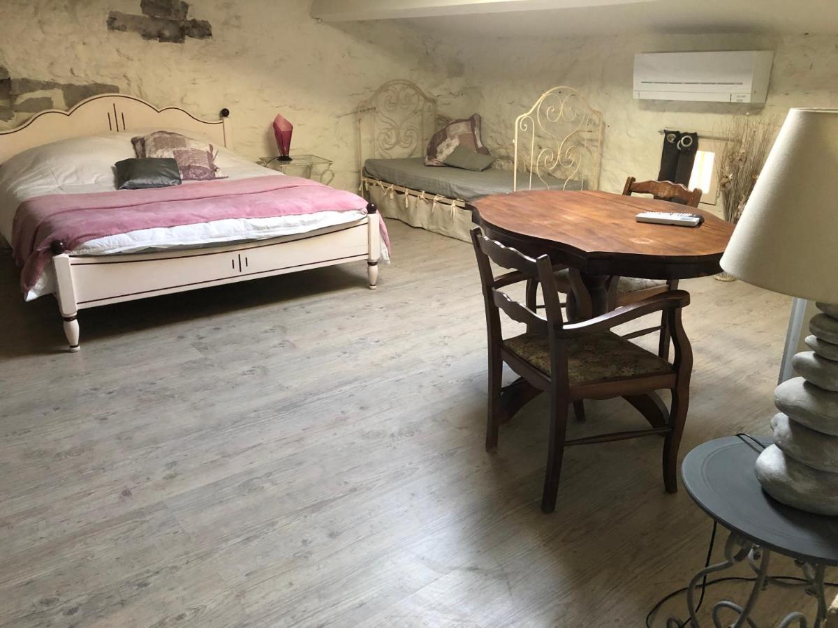 Bed and Breakfast L'Apogee Labeaume Exterior foto